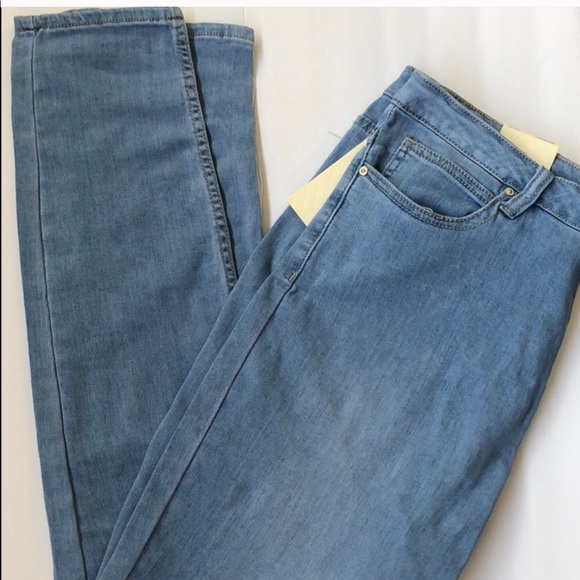 π₯HP! Flirty Rose Top - Picture 3 of 3